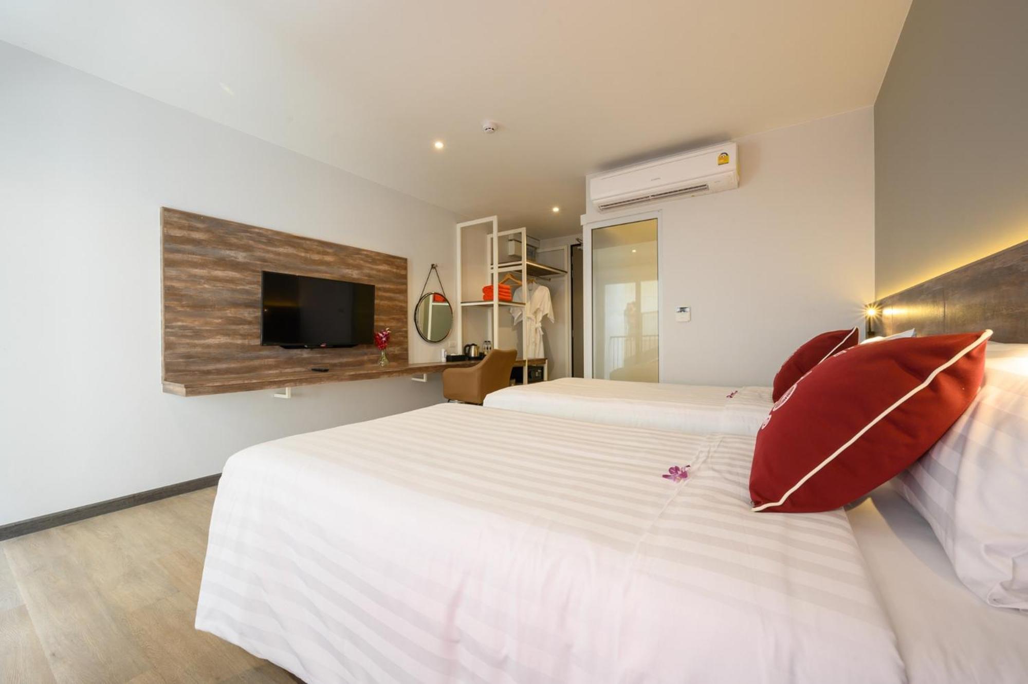 Tour De Phuket Hotel - Sha Plus Thalang Exterior photo