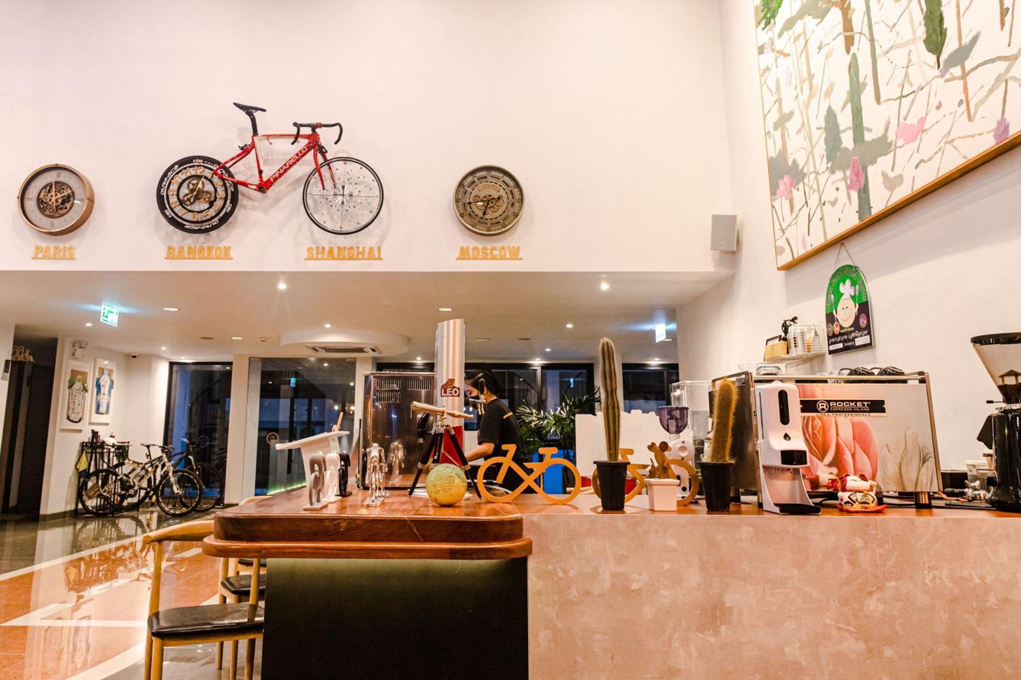 Tour De Phuket Hotel - Sha Plus Thalang Exterior photo